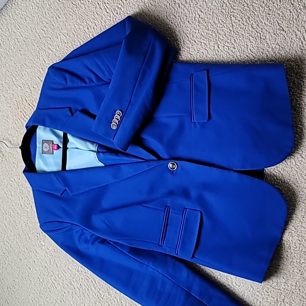 Vince Camuto suit jacket